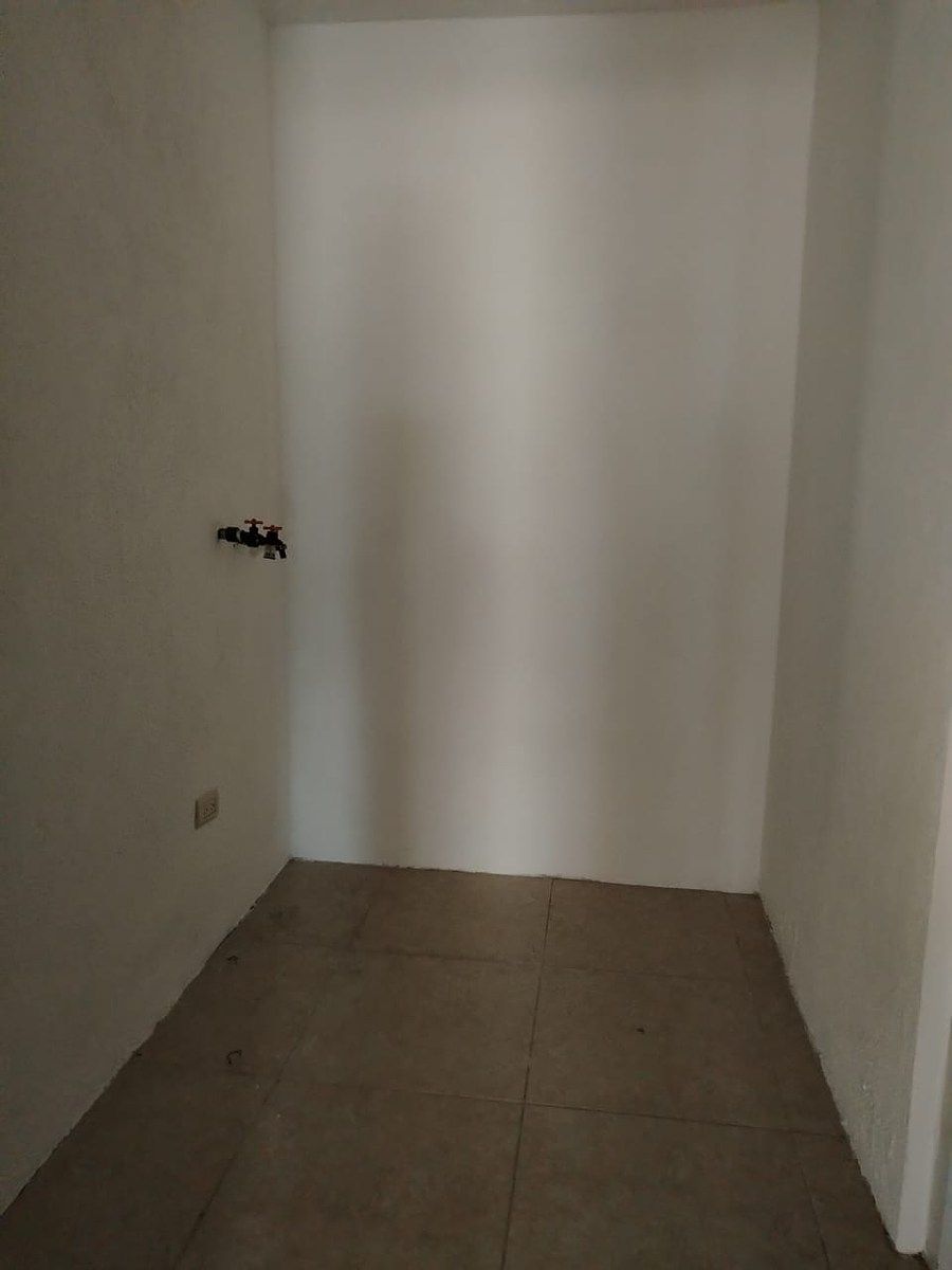 9 de 48