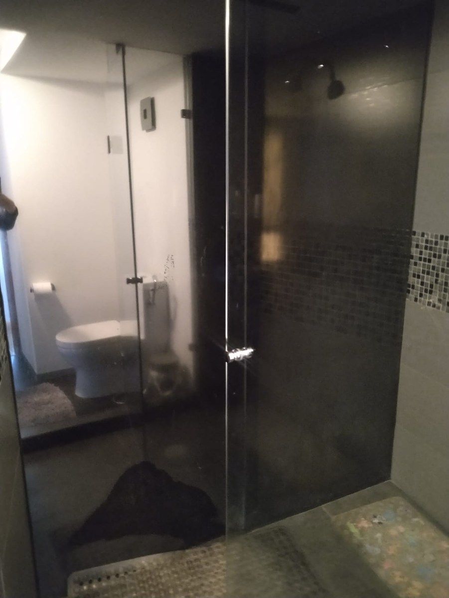4 de 13: BAÑO
