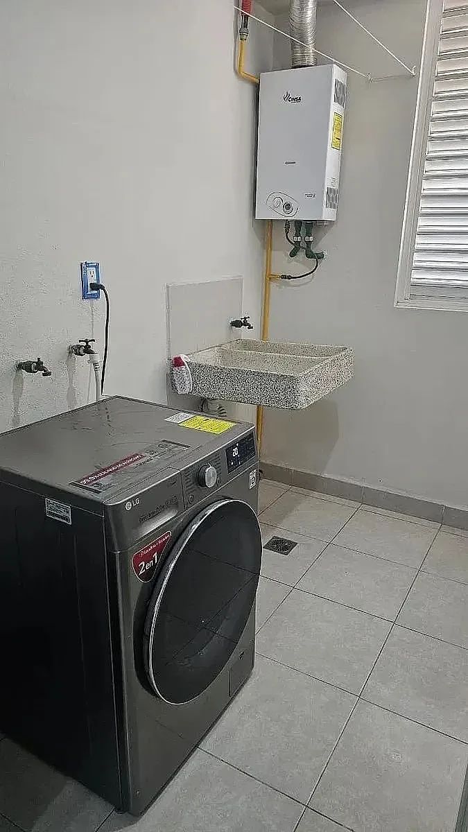 8 de 16