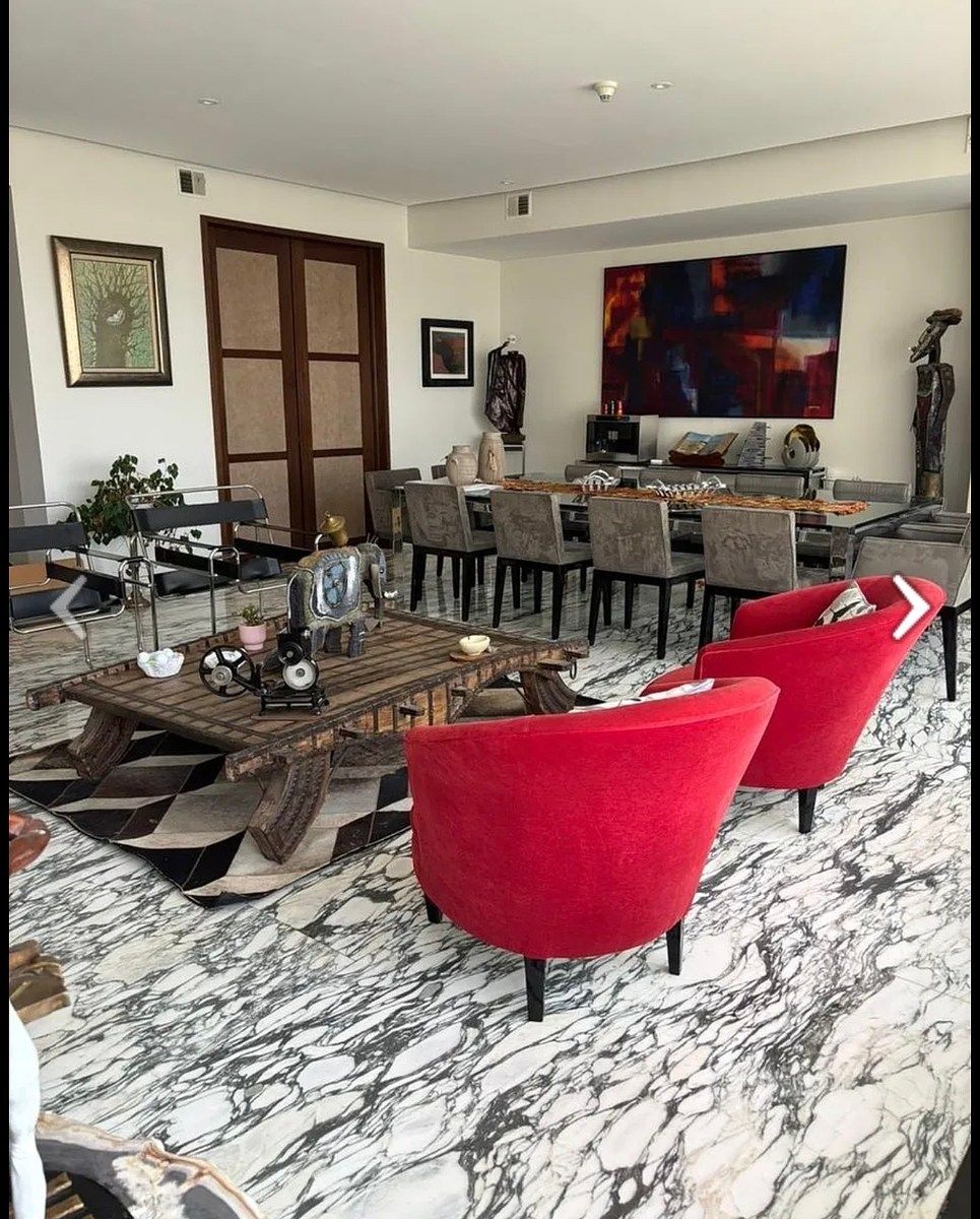 4 de 18
