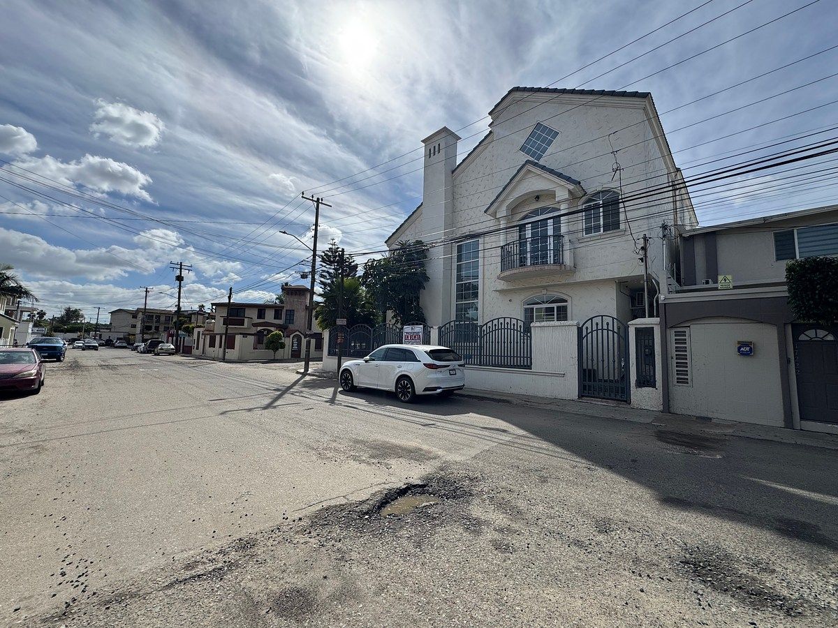 Casa en Otay Constituyentes, Tijuana, foto 44 de 48