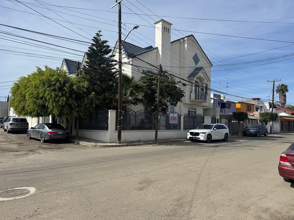 Casa en Otay Constituyentes, Tijuana, foto 46 de 48