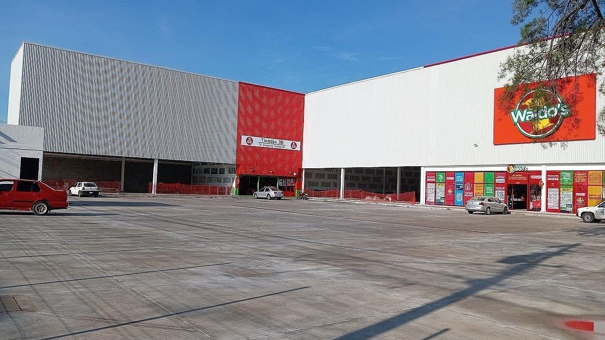 Local en centro comercial en Tejalpa, Jiutepec, foto 3 de 8