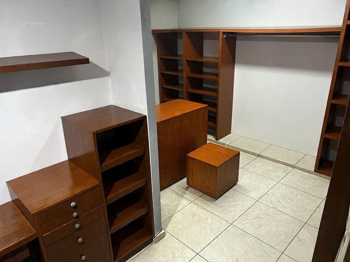 VESTIDOR PRINCIPAL, foto 6 de 37