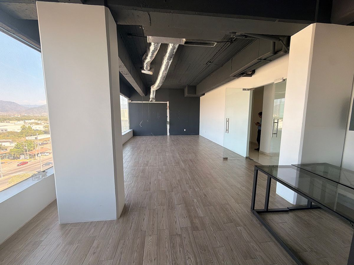 Retail Space in Marina Vallarta, Puerto Vallarta, photo 5 of 10