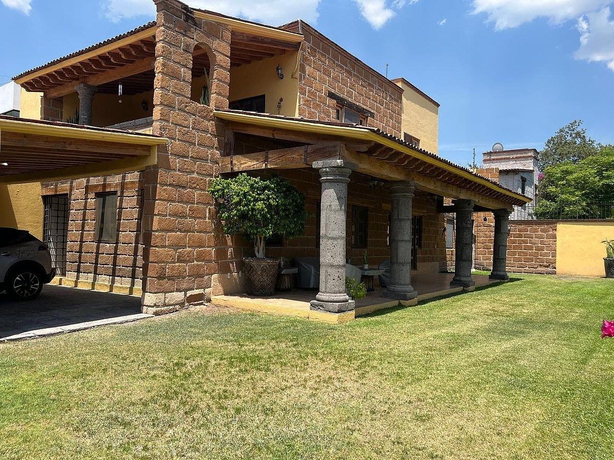 Casa en Venta en Villas del Mesón