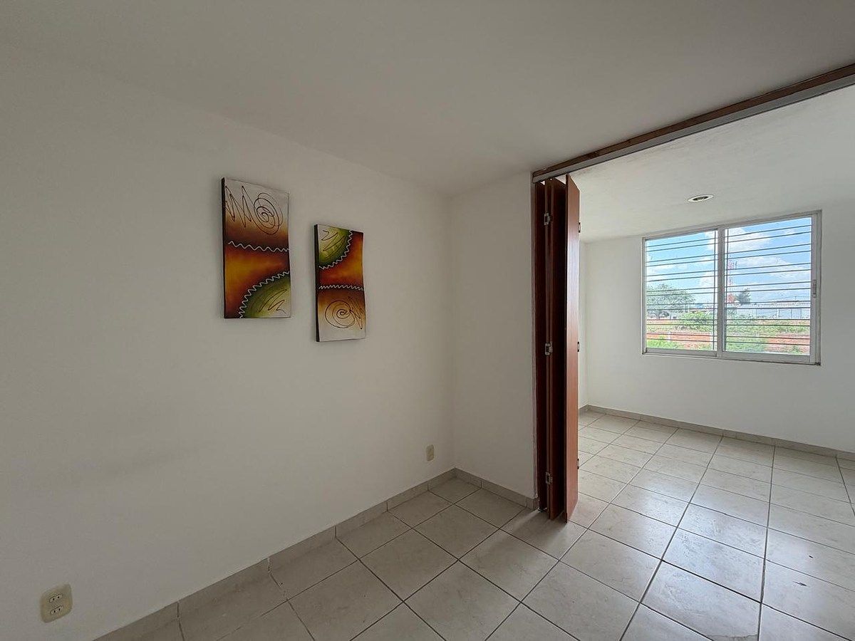 House in Parques del Palmar, Tlaquepaque, photo 24 of 43