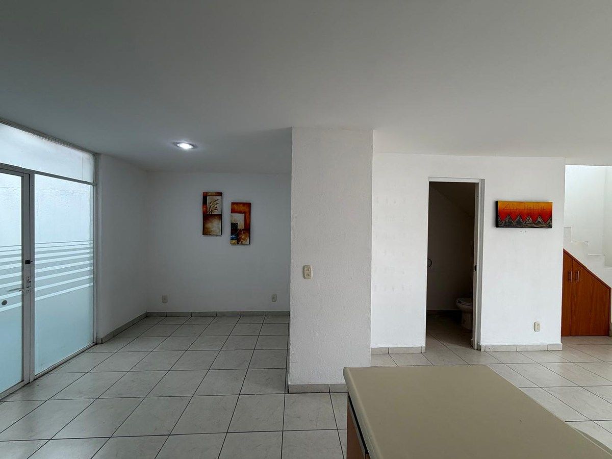 House in Parques del Palmar, Tlaquepaque, photo 32 of 43