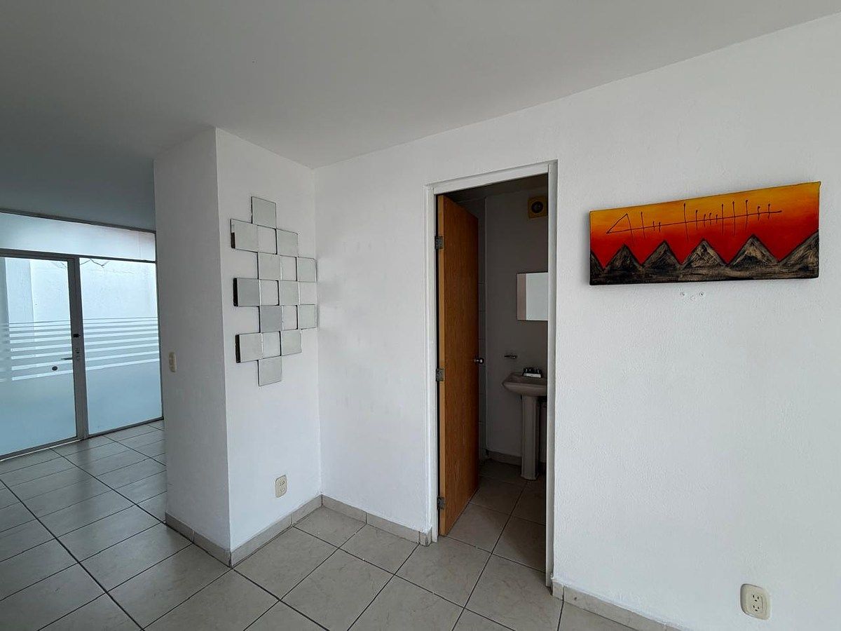 House in Parques del Palmar, Tlaquepaque, photo 33 of 43