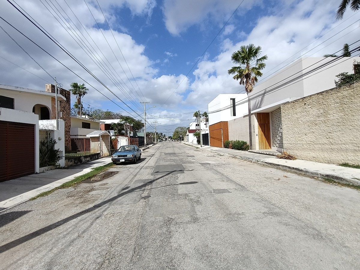 Live or project your business in one of the most emblematic areas Campestre Merida - foto 4