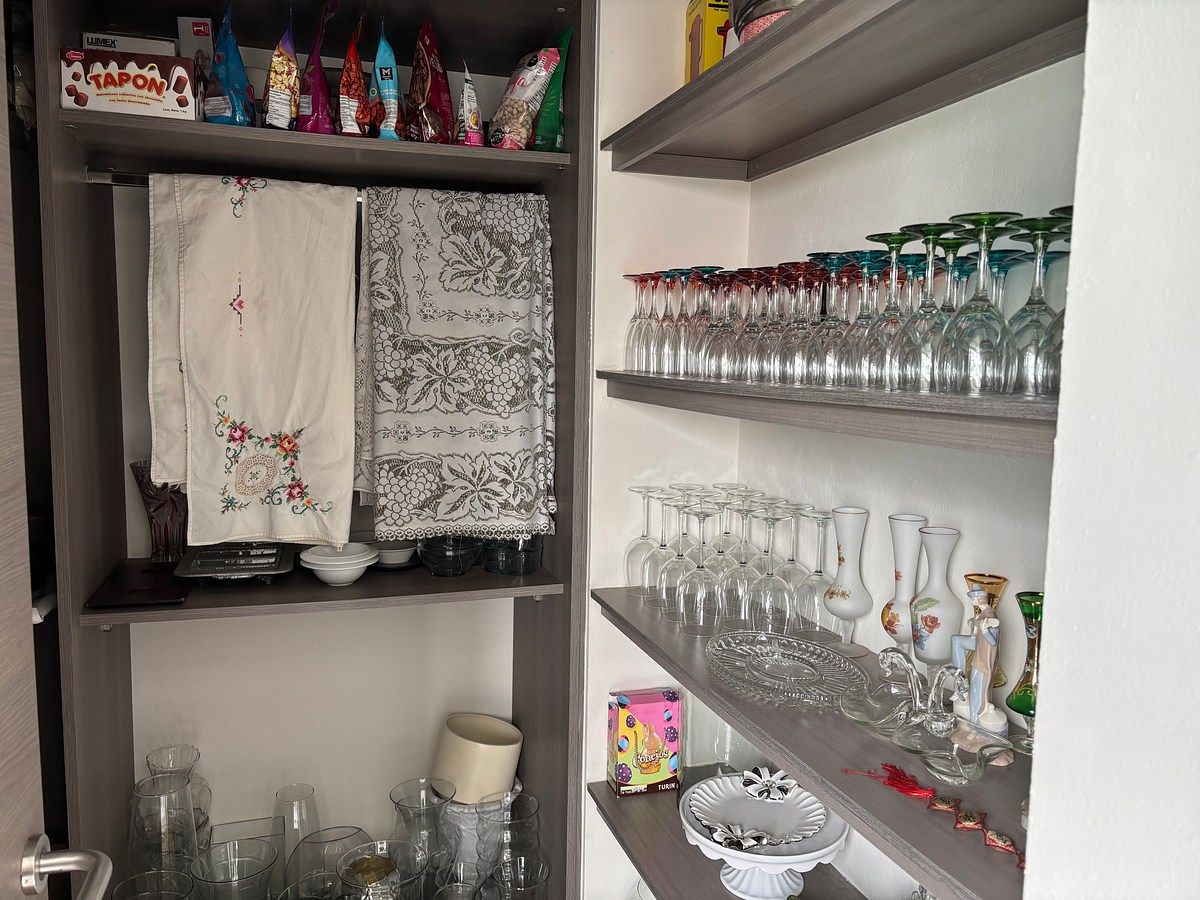 13 de 23: Segundo Pantry
