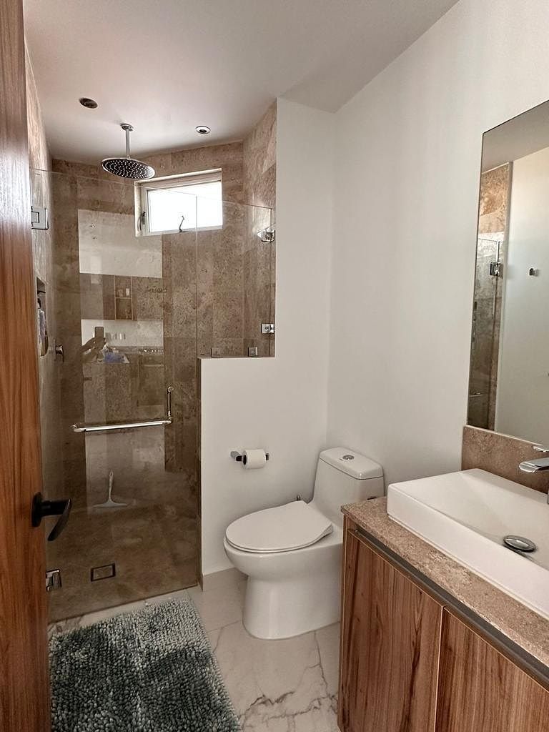 7 of 20: Baño 2