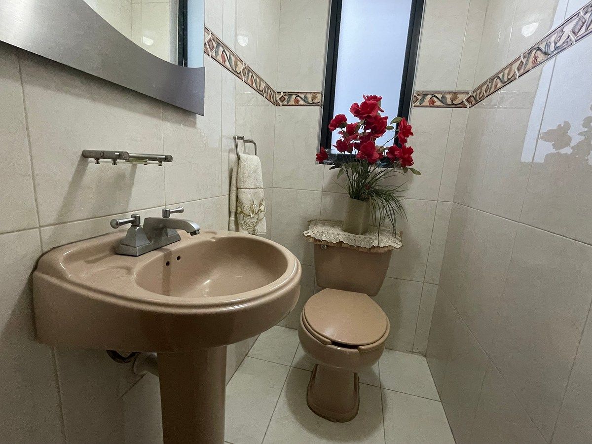8 de 23