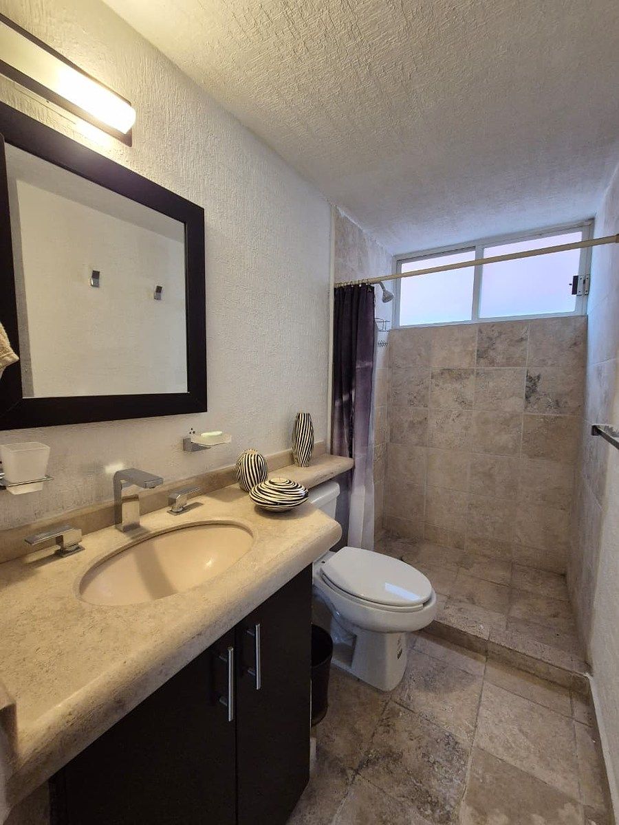6 de 9: Baño completo
