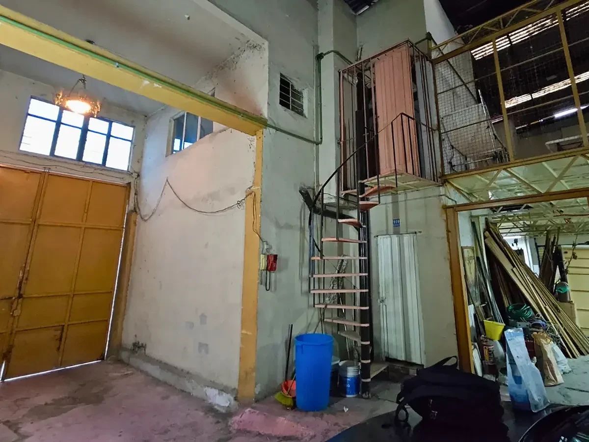 Bodega comercial en Valentín Gómez Farias, Venustiano Carranza, foto 16 de 30