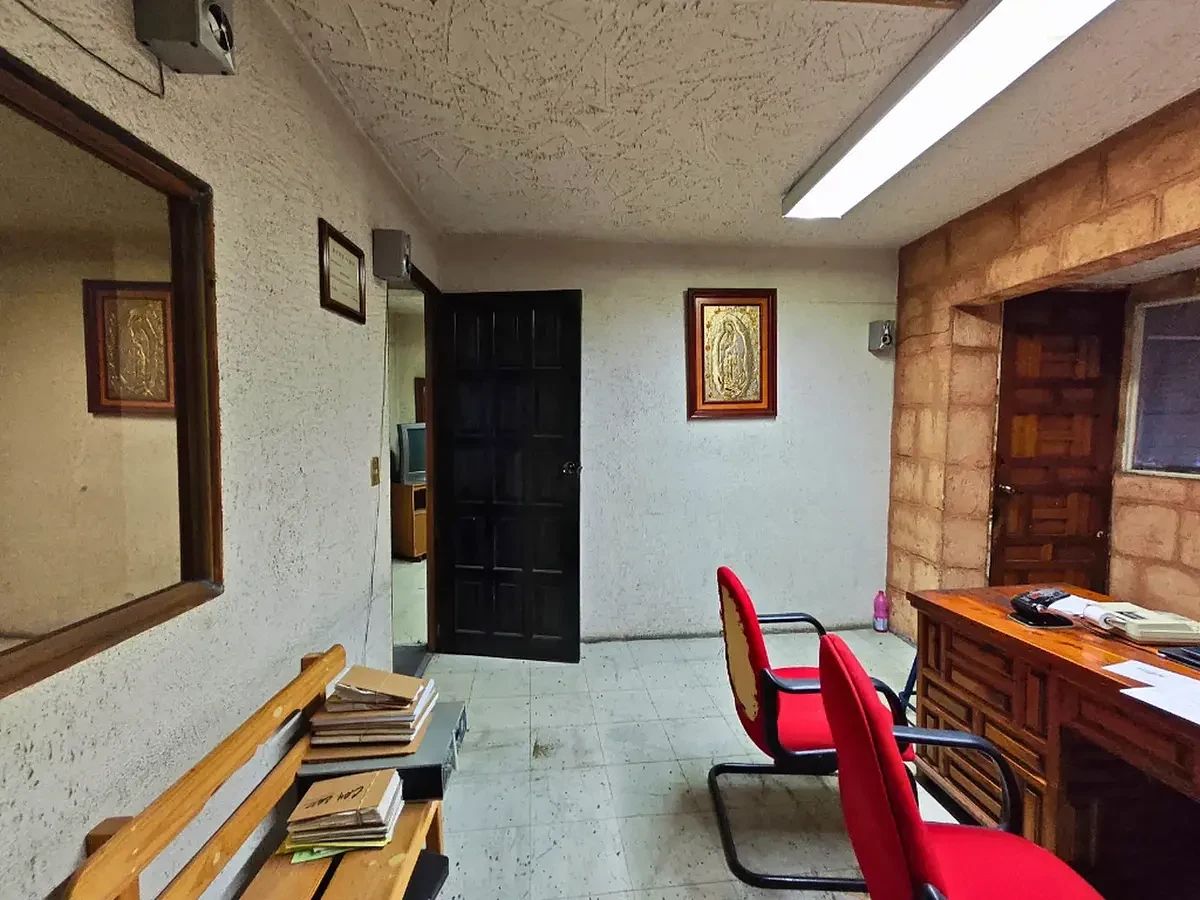 Bodega comercial en Valentín Gómez Farias, Venustiano Carranza, foto 18 de 30