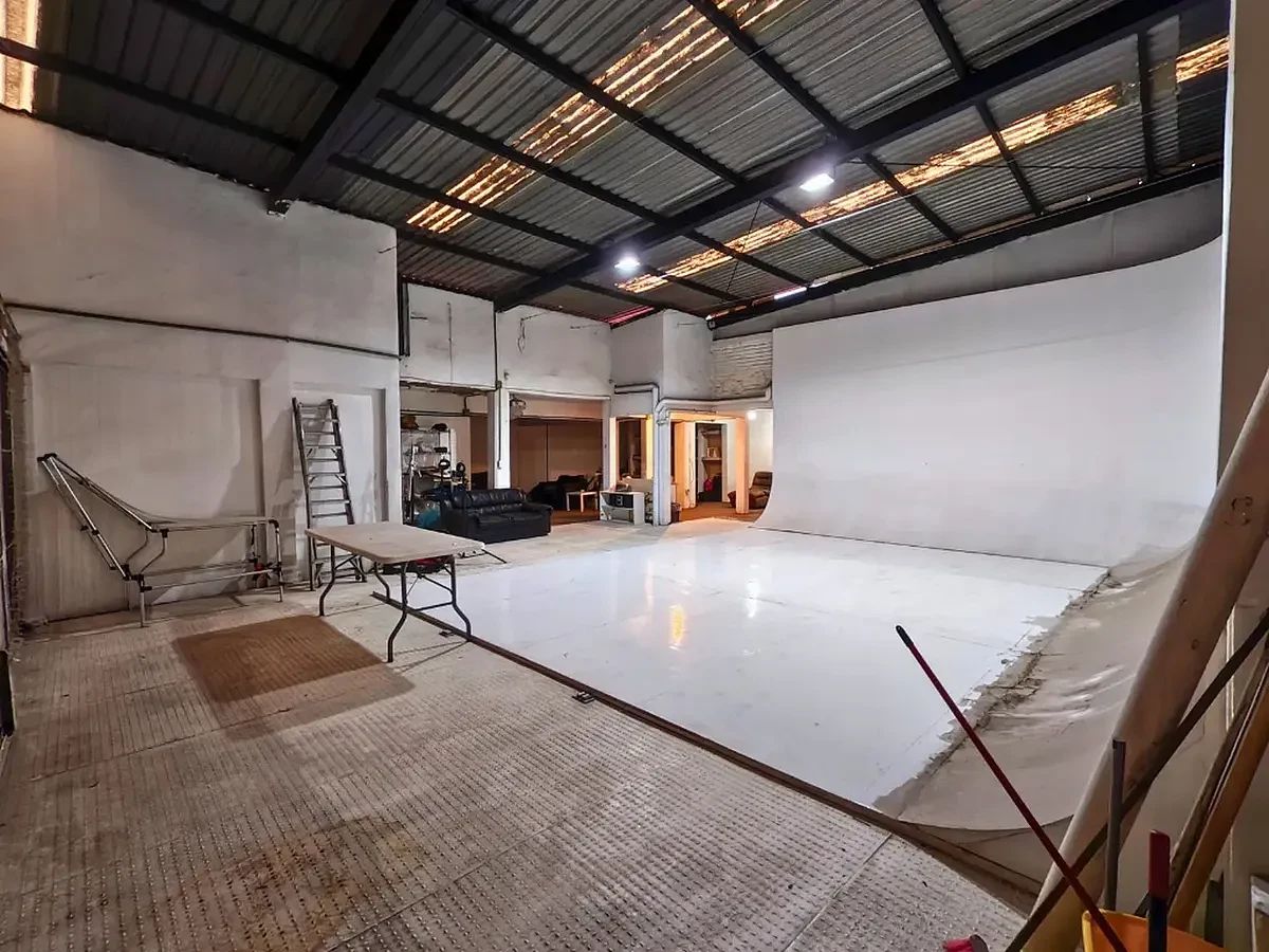 Bodega comercial en Valentín Gómez Farias, Venustiano Carranza, foto 23 de 30