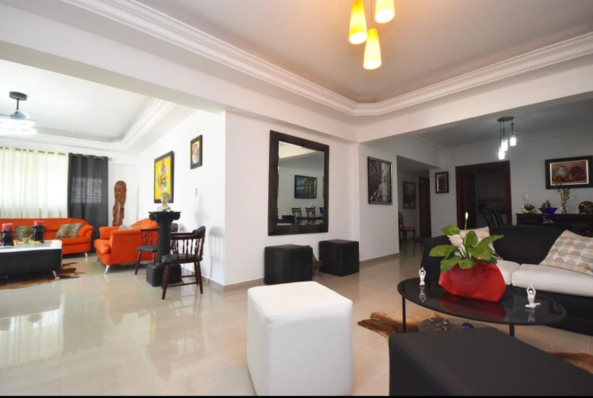 ALQUILO APT AMUEBLADO CLÁSICO EVARISTO MORALES, foto 1 de 6