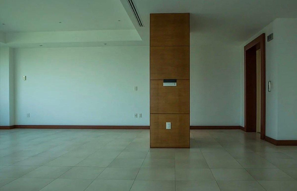 6 de 26: Ingreso principal