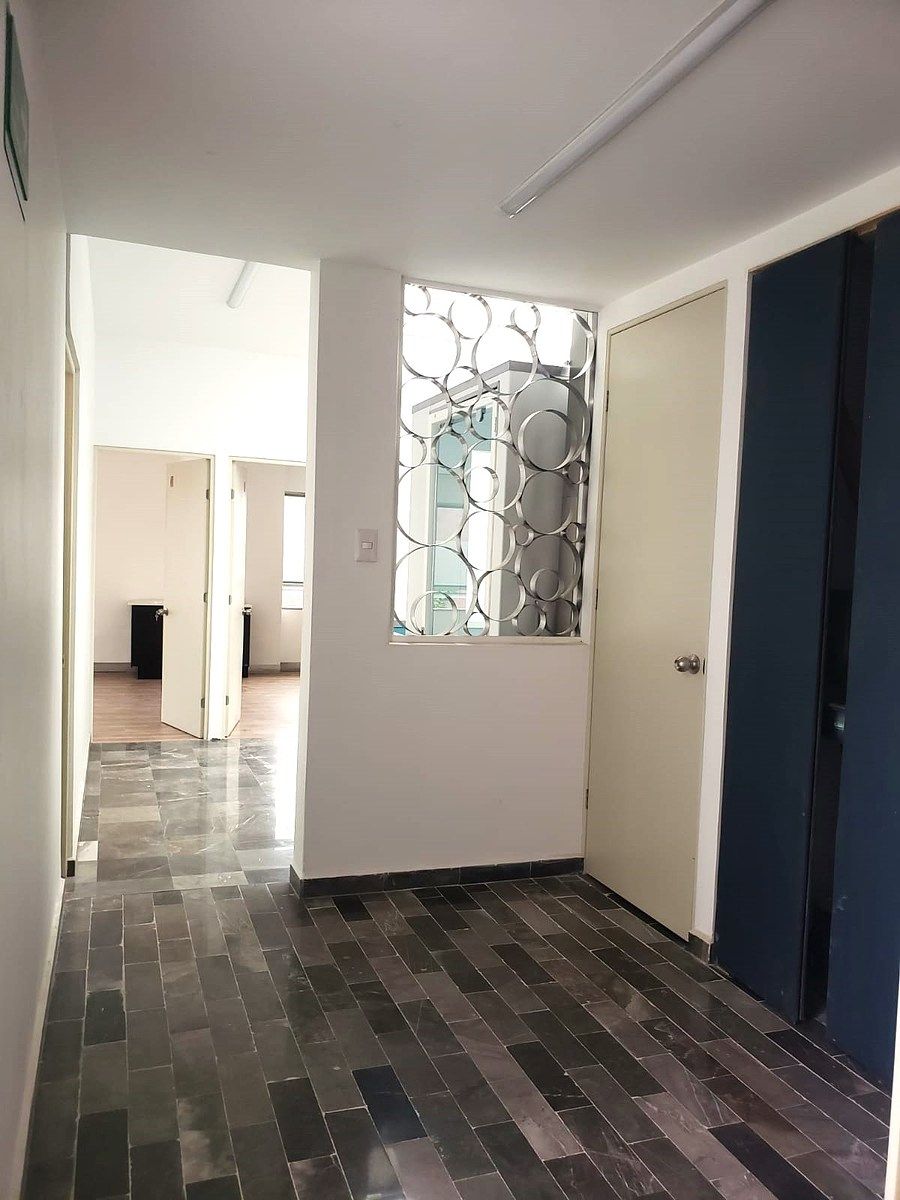 Building in Barrio La Fama, Tlalpan, photo 15 of 28