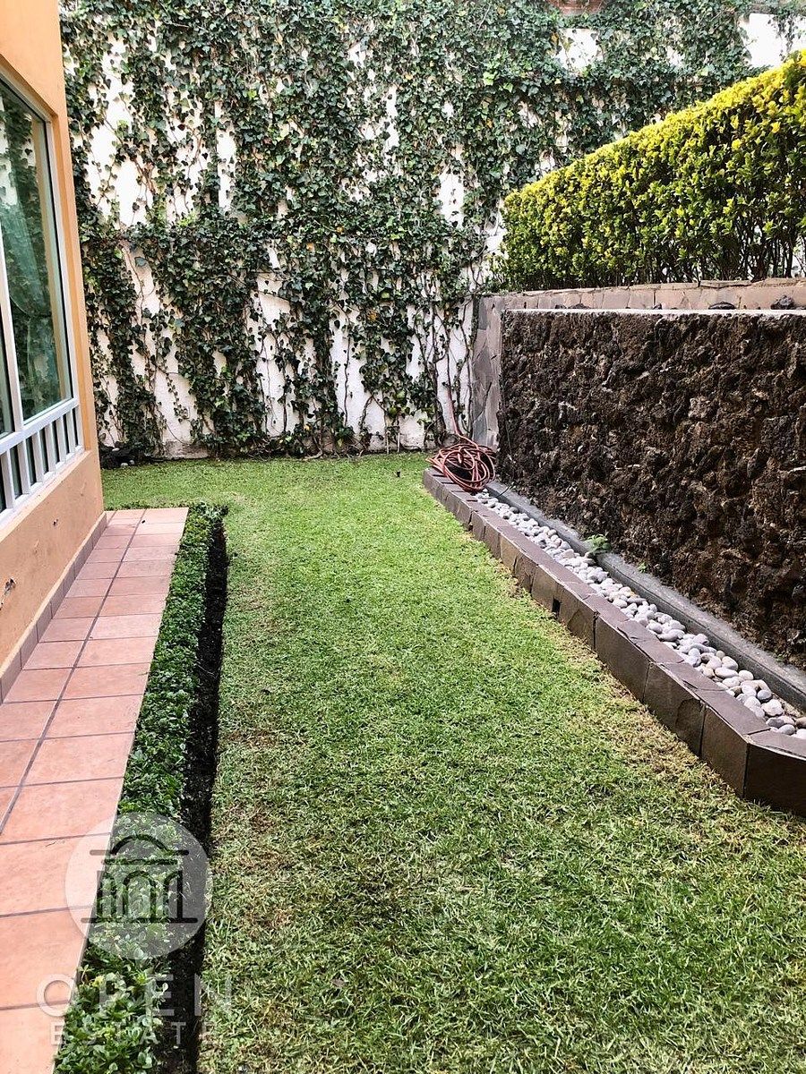 4 de 32
