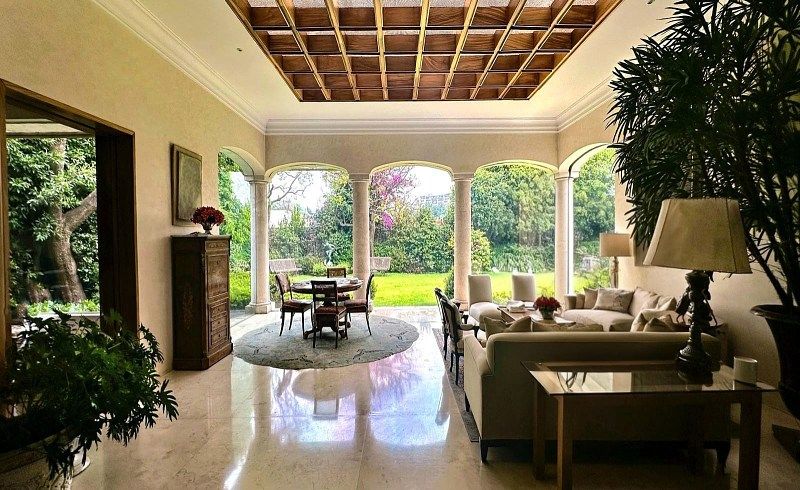Casa en Condominio en Venta en Bosques de las Lomas, foto 1 de 18
