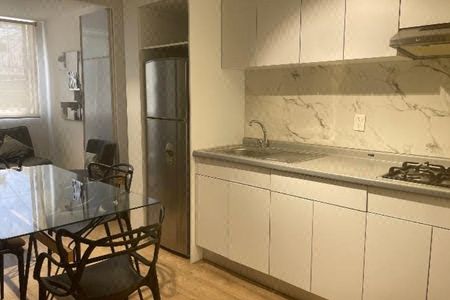 EDIFICIO DE DEPARTAMENTOS REMODELADO EN VENTA
