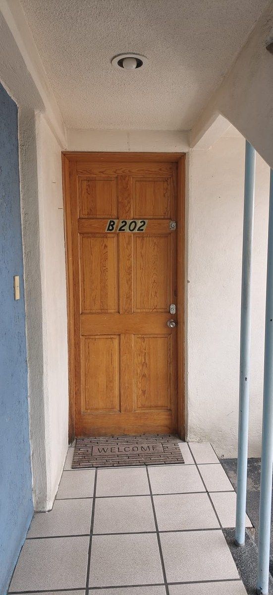 24 de 24: Fachada
