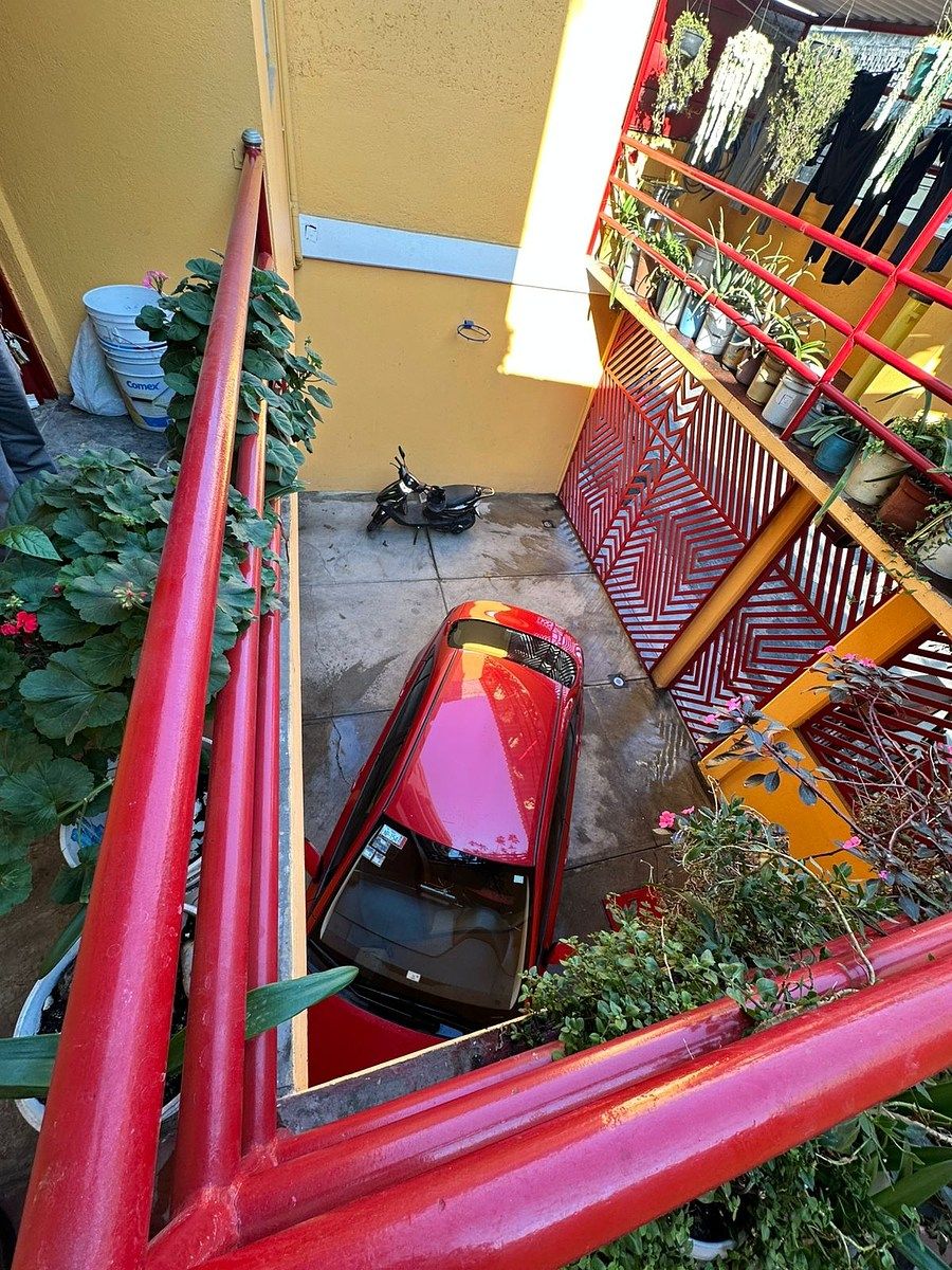4 de 10: Estacionamiento