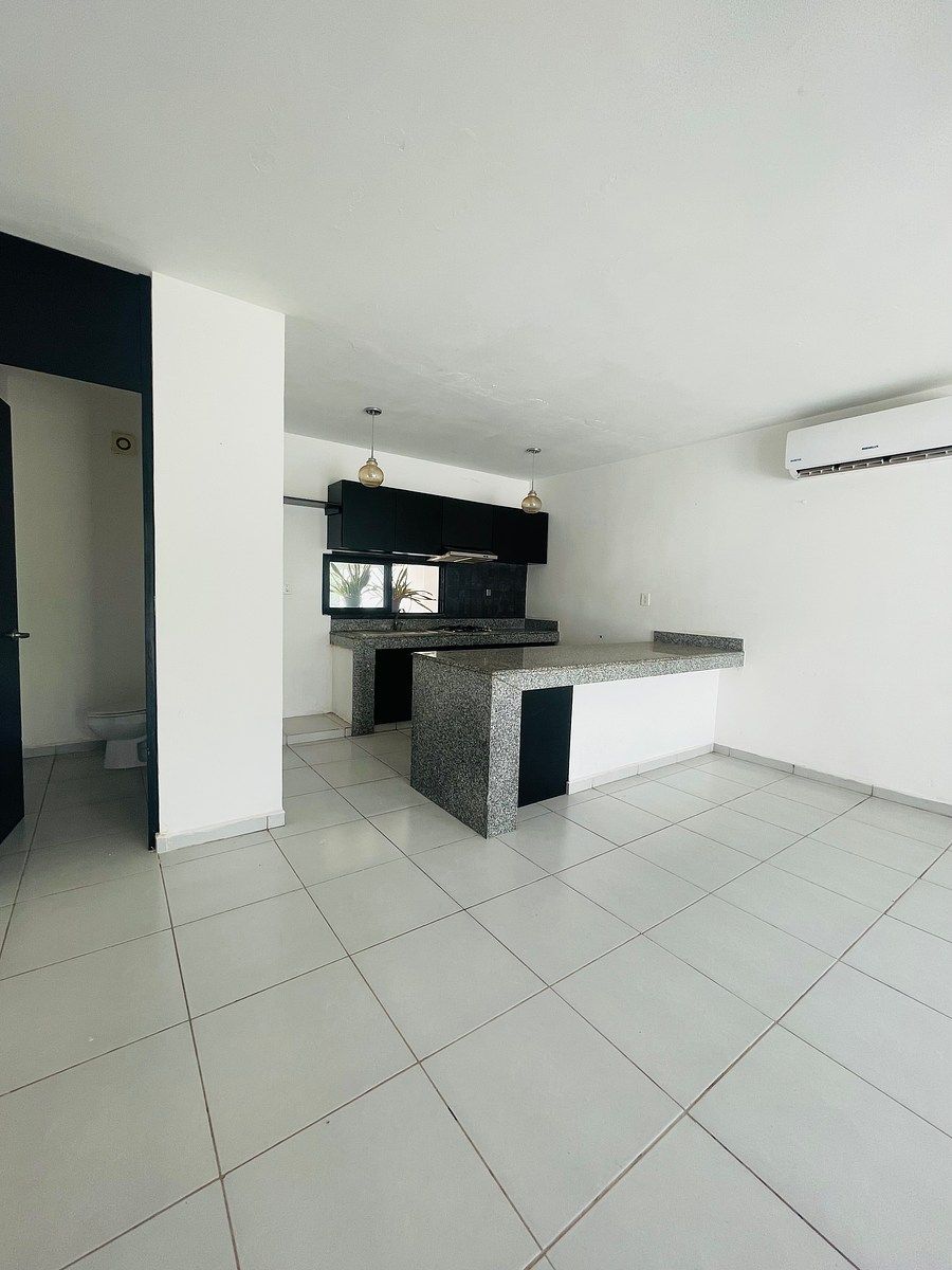 Casa em Conkal, Conkal, foto 3 de 12