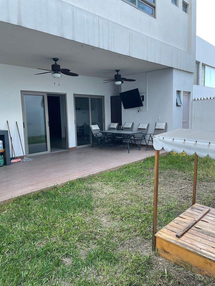 3 de 20: Jardin
