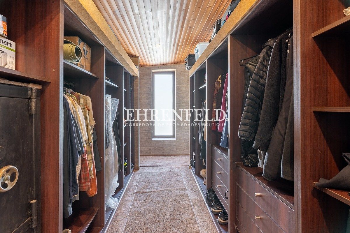 Walk in closet., foto 18 de 41