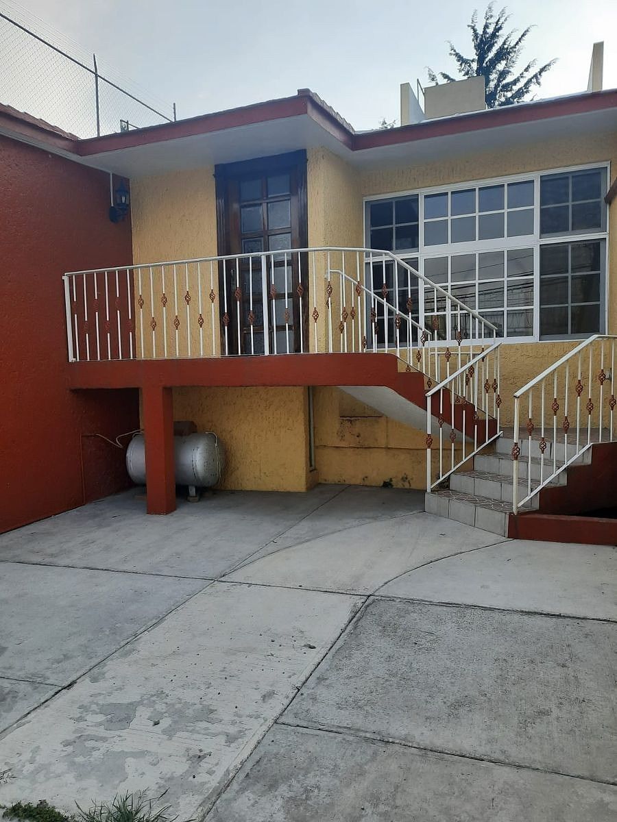 Casa en Electricistas Locales, Toluca, foto 2 de 36