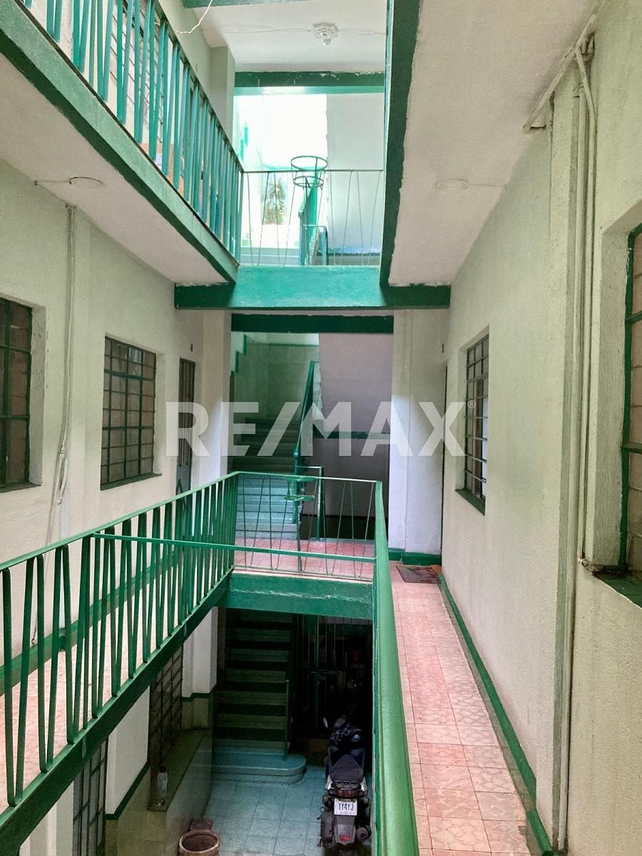 Building in Álvaro Obregón, Venustiano Carranza, photo 2 of 15