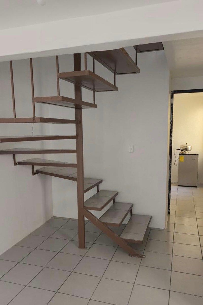 3 de 8