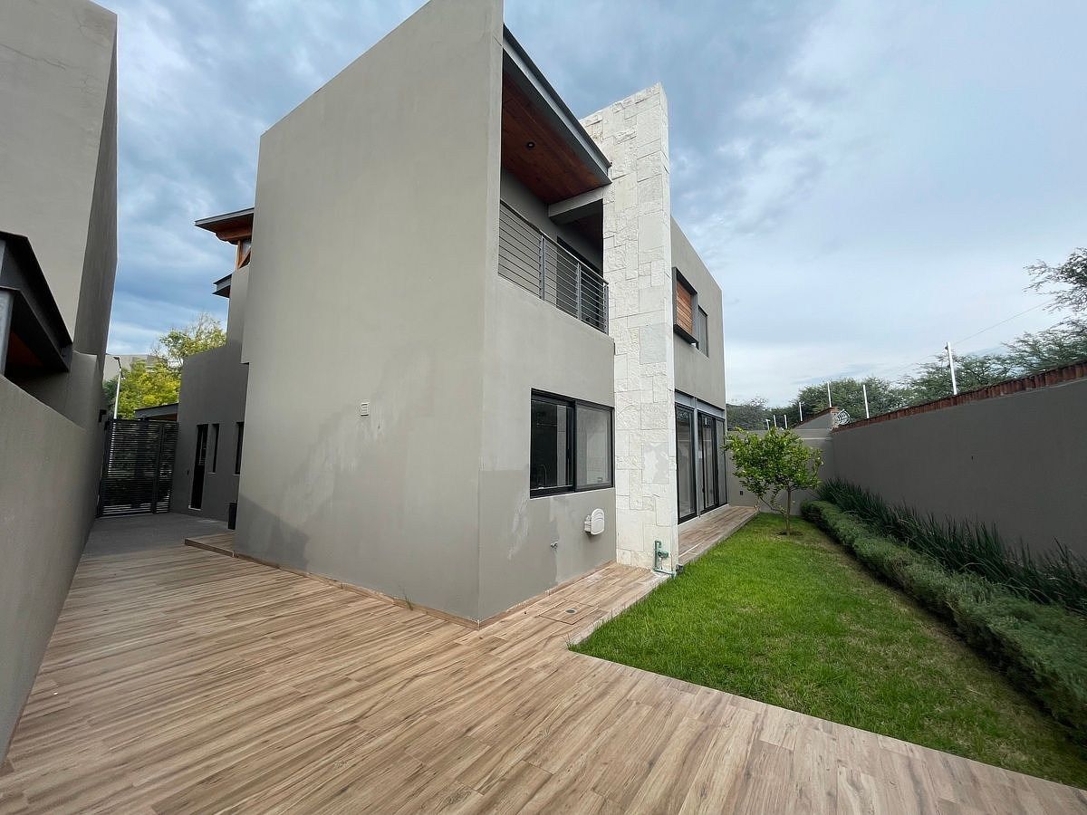 Casa en condominio en Altozano el Nuevo Querétaro, Querétaro, foto 2 de 19