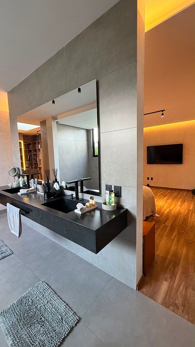 Baño principal, foto 10 de 18