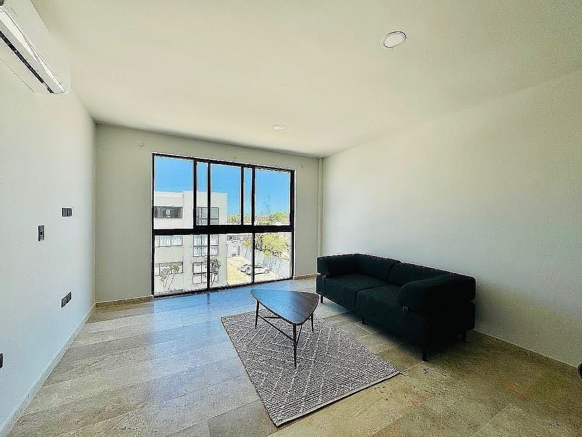 EN VENTA DEPARTAMENTO 2 PLANTAS, CON ROOF TOP, EQUIPADO | EN KUMA TEMOZON MÉRIDA - foto 1