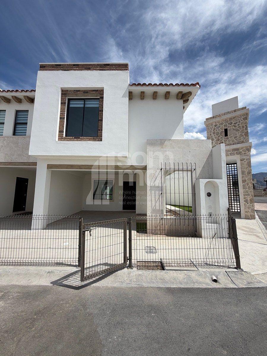 Casa en Venta Modelo Villa Grande - Residencial Valle de Torresillas