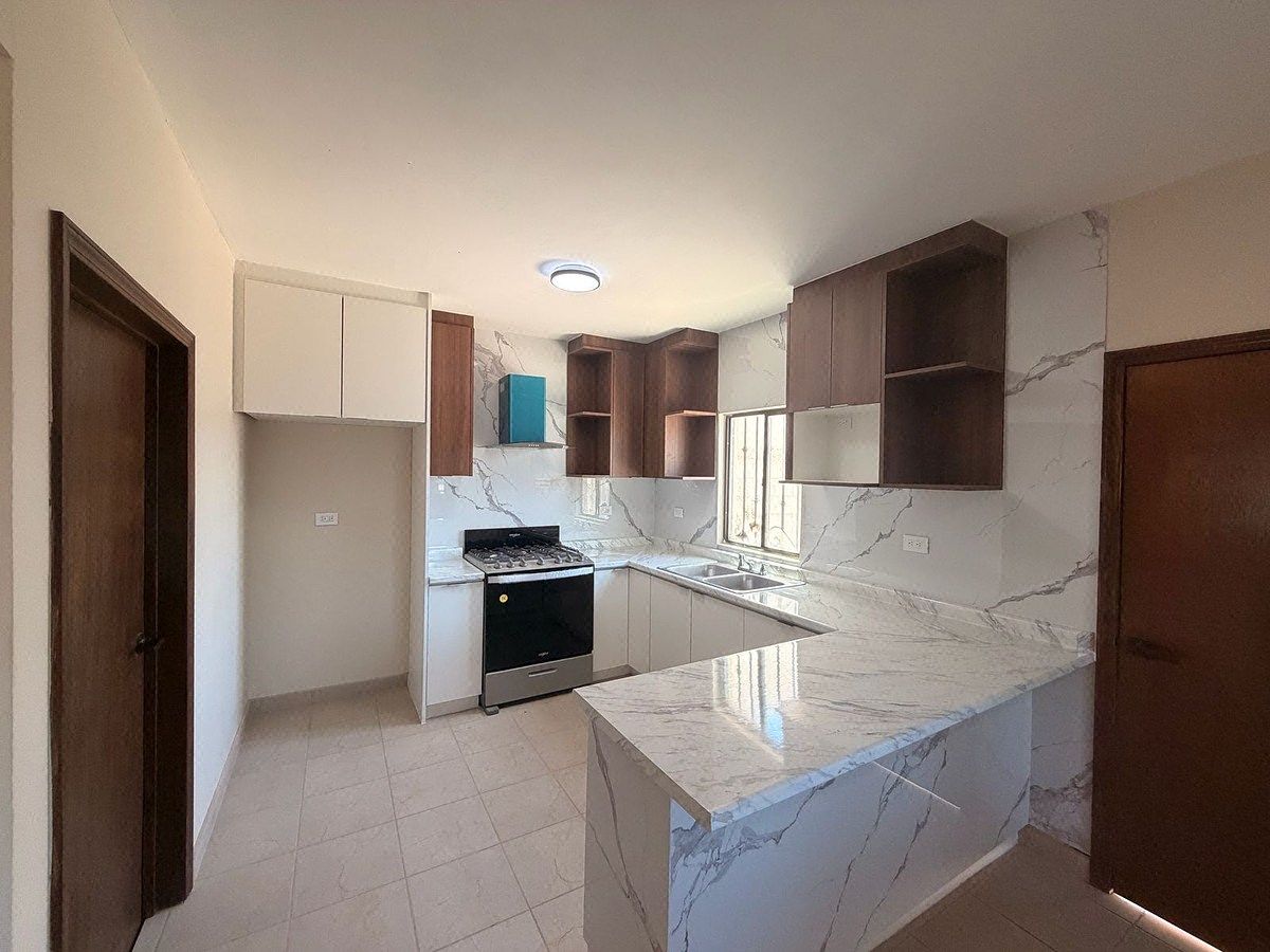 Casa en Residencial Segovia, Mexicali, foto 8 de 24