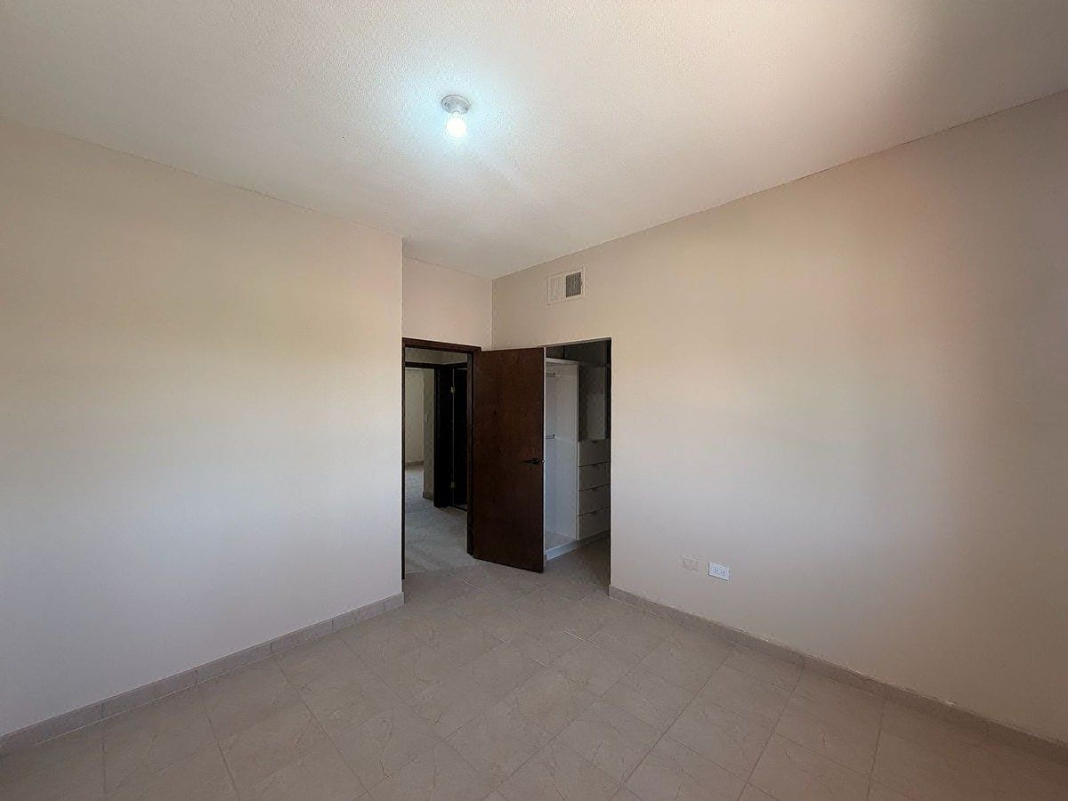 Casa en Residencial Segovia, Mexicali, foto 16 de 24