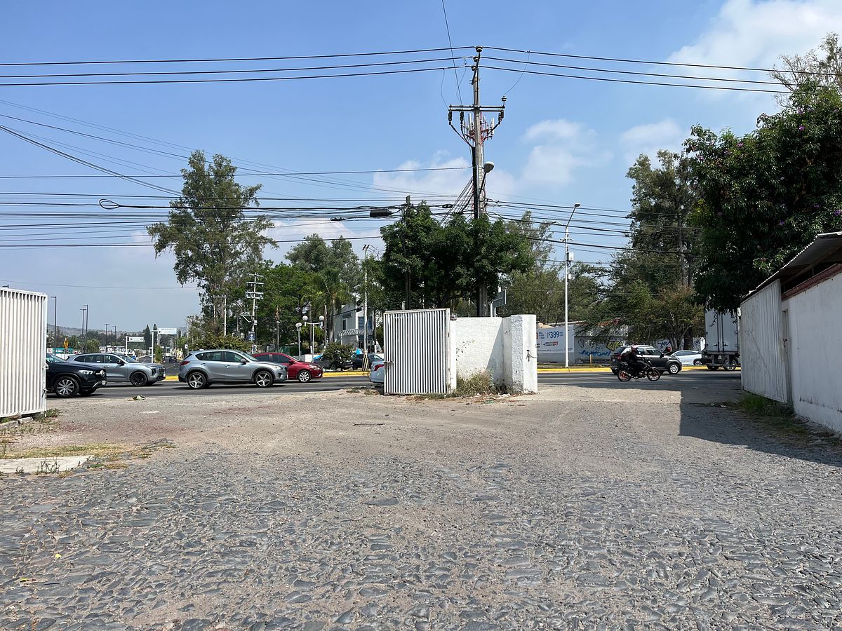 Commercial Storage Unit in Santa Anita, Tlajomulco de Zúñiga, photo 3 of 18