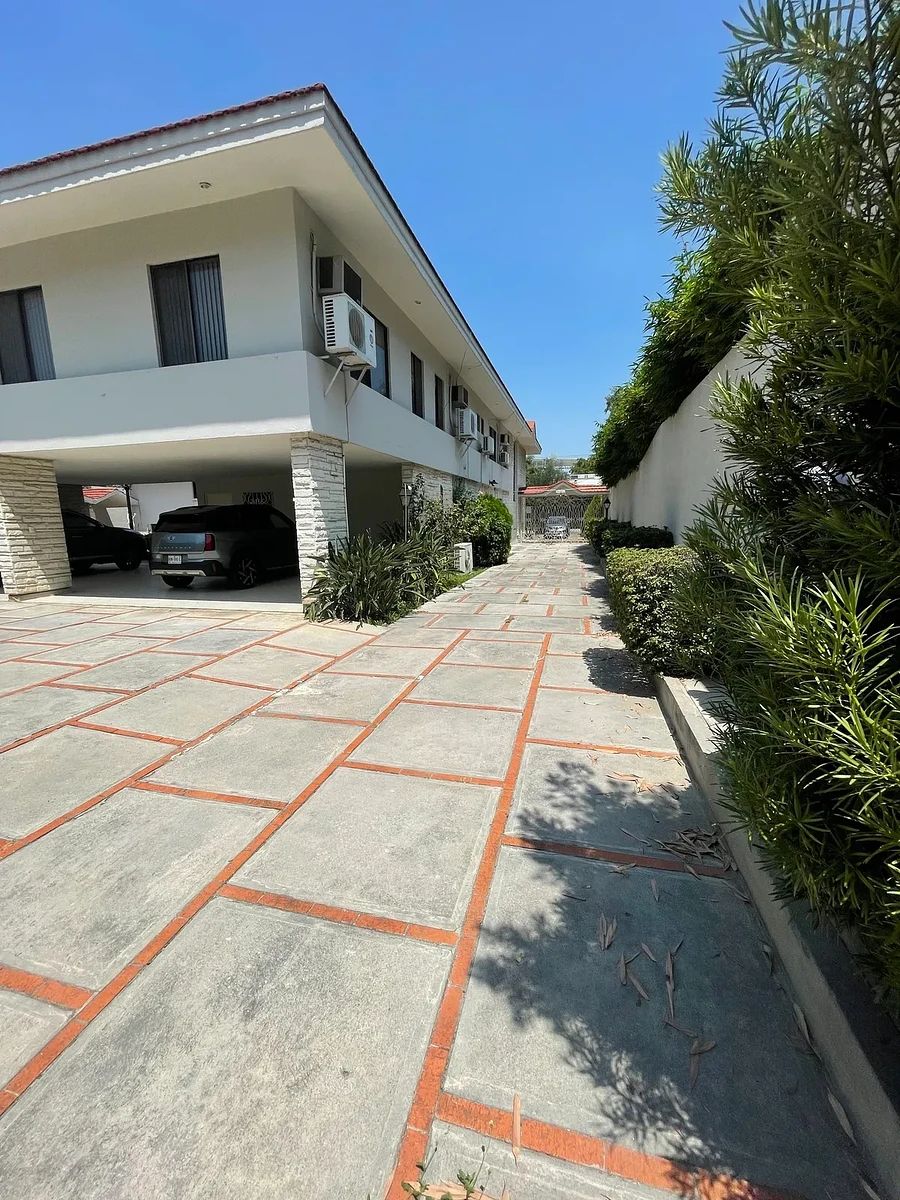 Casa en Del Valle, San Pedro Garza García, foto 3 de 15