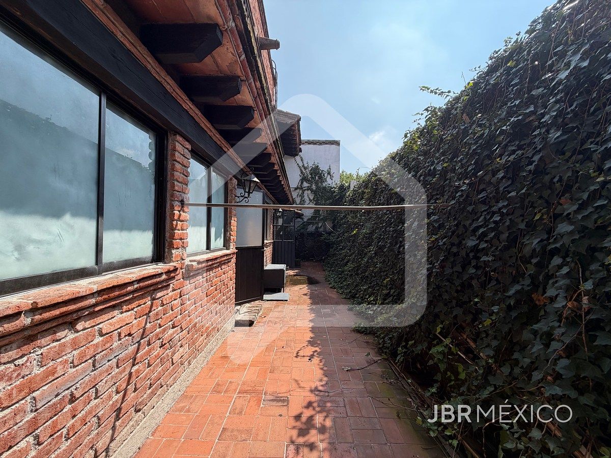Casa à venda em Bosques de las Lomas, foto 1 de 19