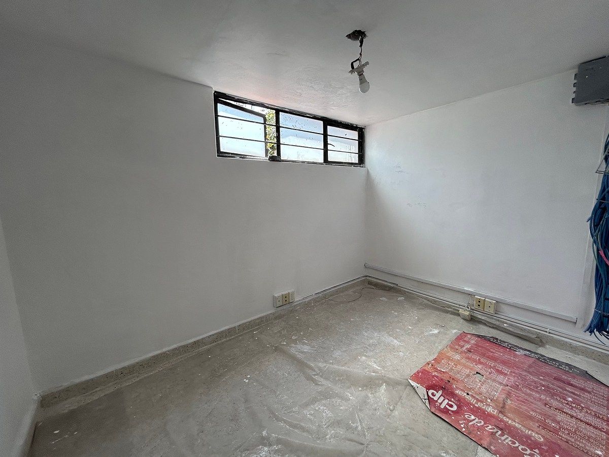 2o piso 3 oficinas y un baño remodelándose, foto 19 de 24