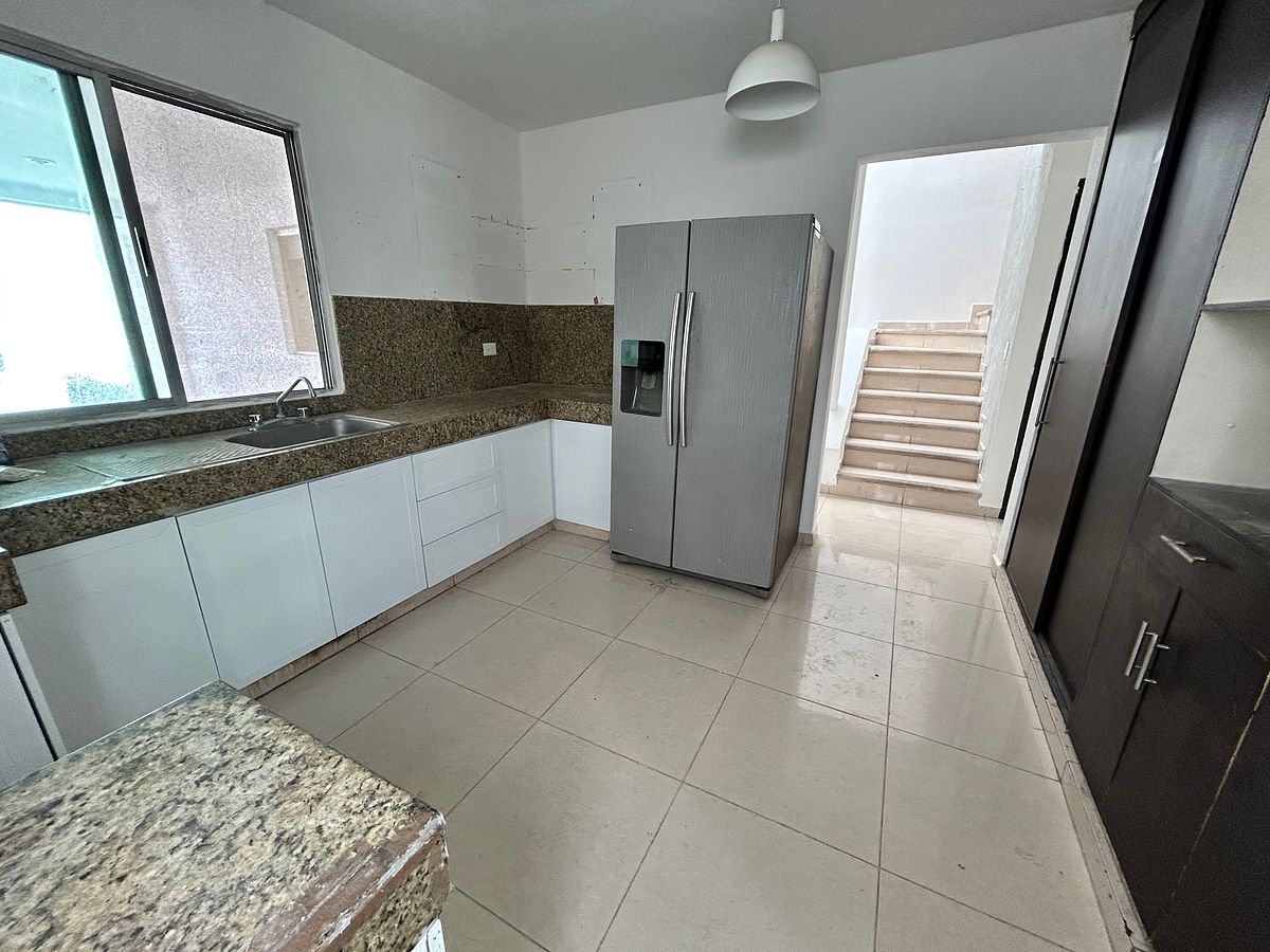 House in Altabrisa, Mérida, photo 9 of 28