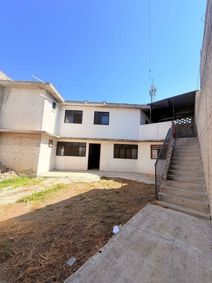 CASA EN VENTA EN INDEPENDENCIA cerca de loma bonita