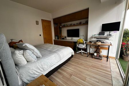 Excelente departamento en Bosque Real
