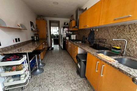 Excelente departamento en Bosque Real