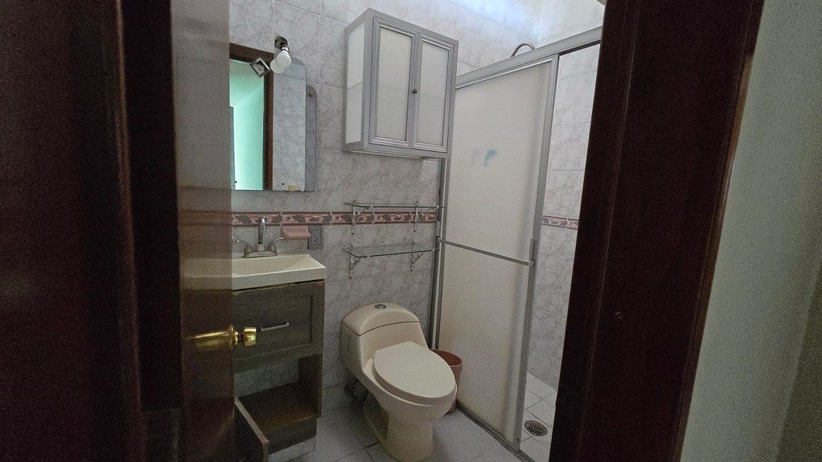 Casa em condomínio fechado em La Federacha, Guadalajara, foto 14 de 18